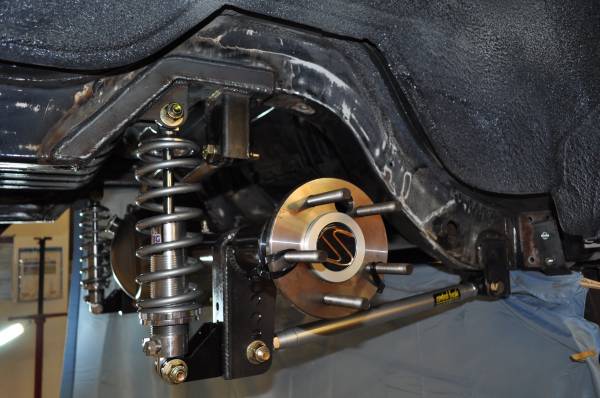 きりん4 4-Link MOPAR Parallel Coilover Rear Suspension System (1963